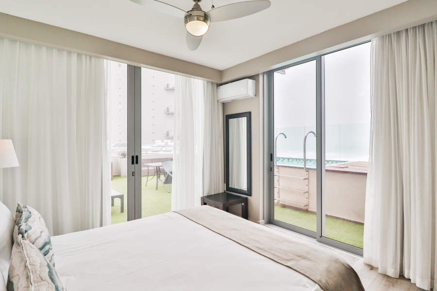 2 Bedroom Property for Sale in Bloubergstrand Western Cape